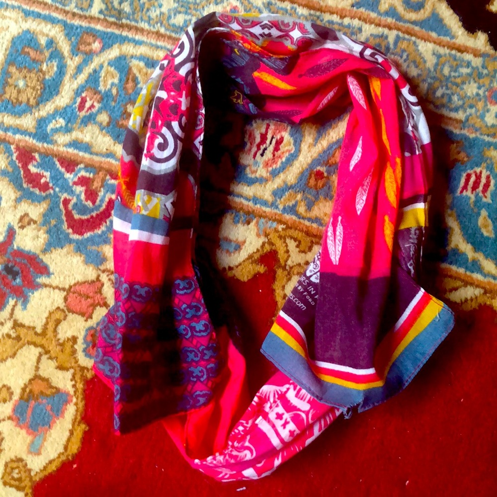 Womens scarf